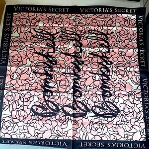 Victoria's Secret Scarf Pink Floral Logo‎ Print Square Bandana